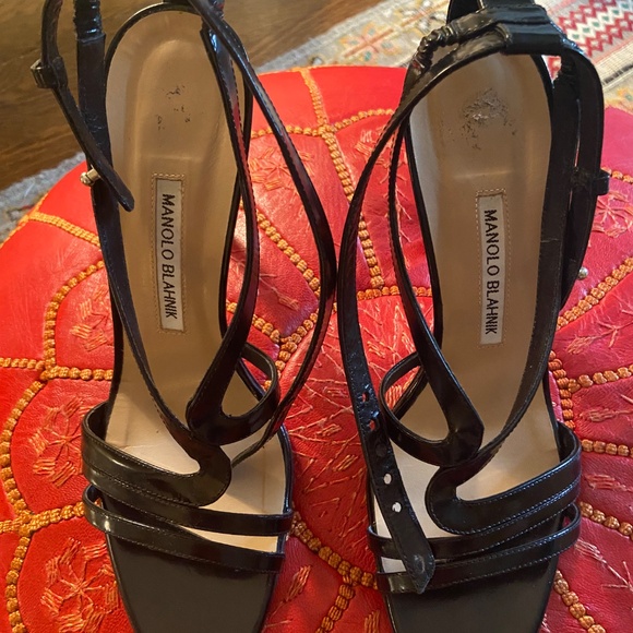 Manolo Blahnik patent leather black high heels, size 40, like new - Picture 7 of 14